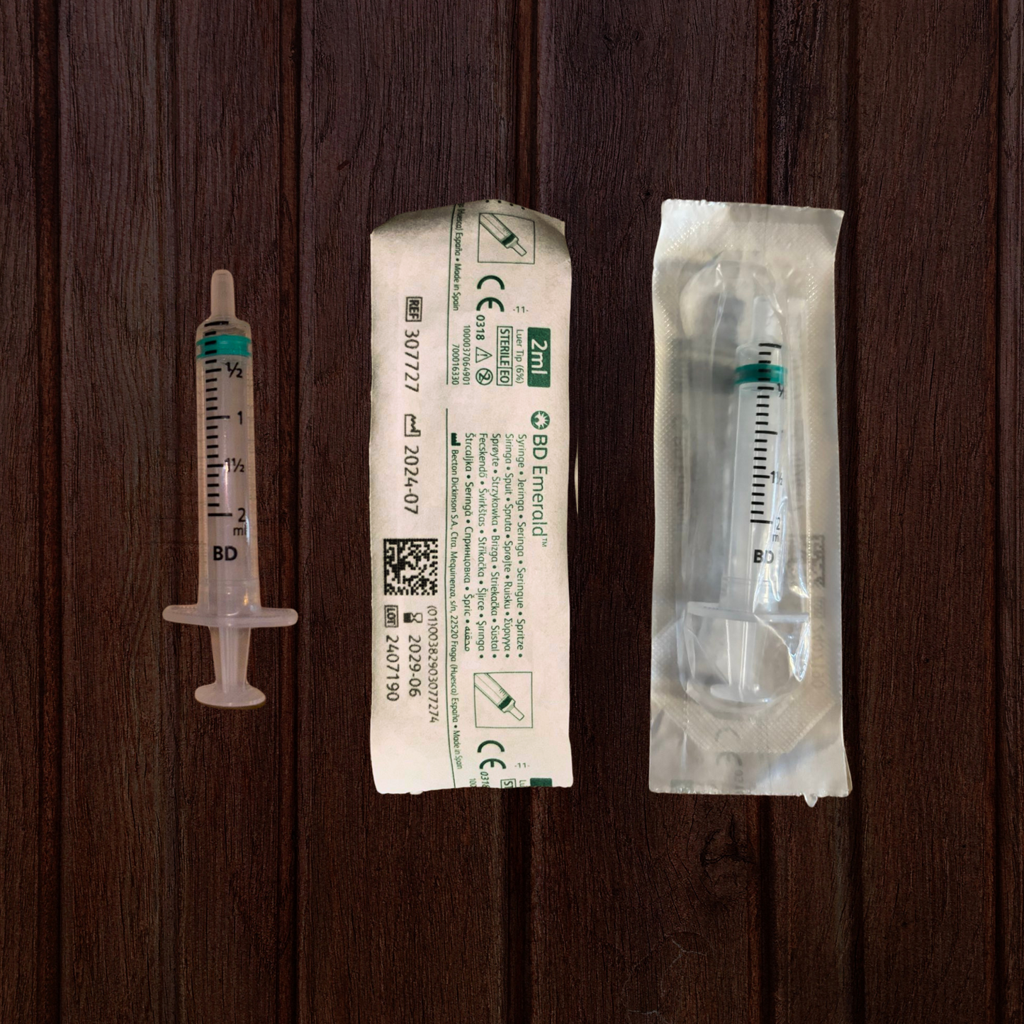 2 x BD Emerald 2ml Syringes and 2 x BD Eclipse Needles